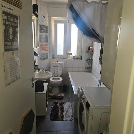 Mit Wlan Fuer Studenten Oder Auch Urlauber ! Quarto em Acomodações Particulares Ansbach