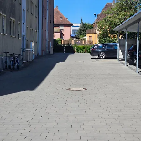 Quarto em Acomodações Particulares Mit Wlan Fuer Studenten Oder Auch Urlauber ! Ansbach